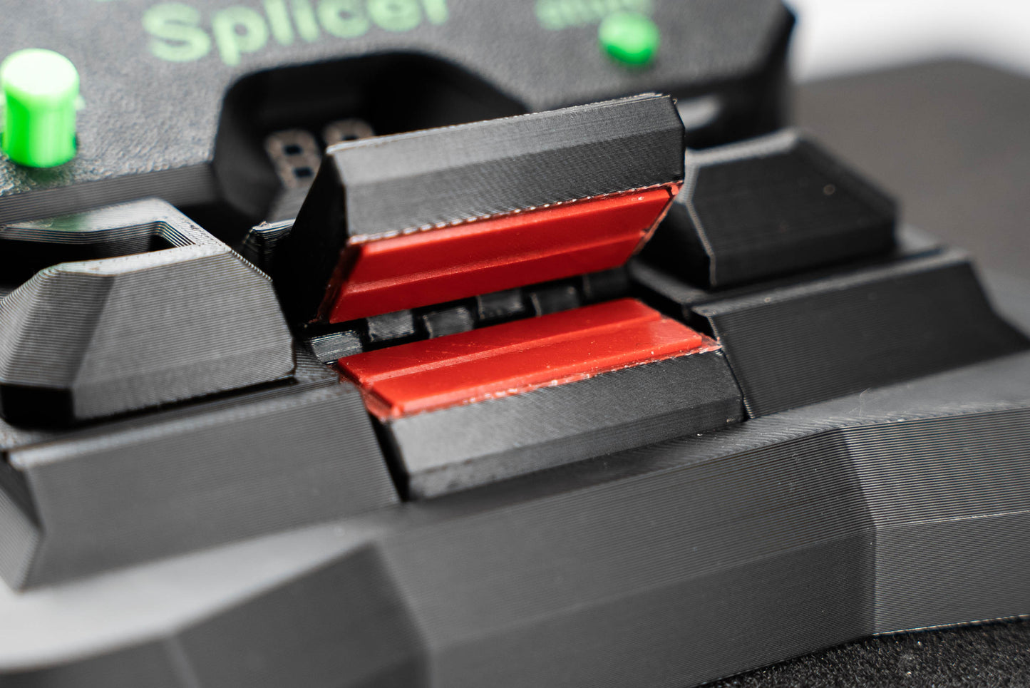 endless-splicer-close-up
